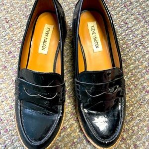 Steve Madden black patent leather loafers